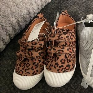 Leopard kids shoes
